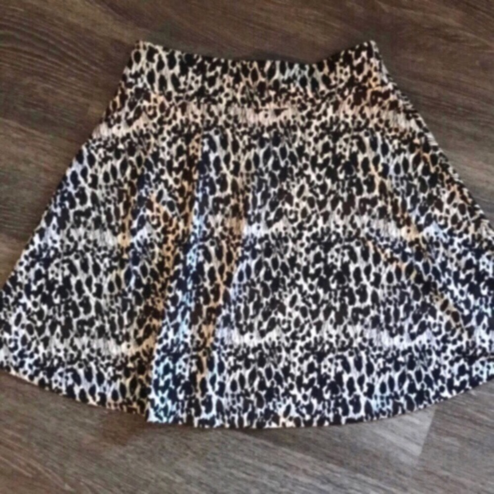♣️ANN TAYLOR PETITE♣️ABSTRACT FLORAL PRINT SKIRT♣️